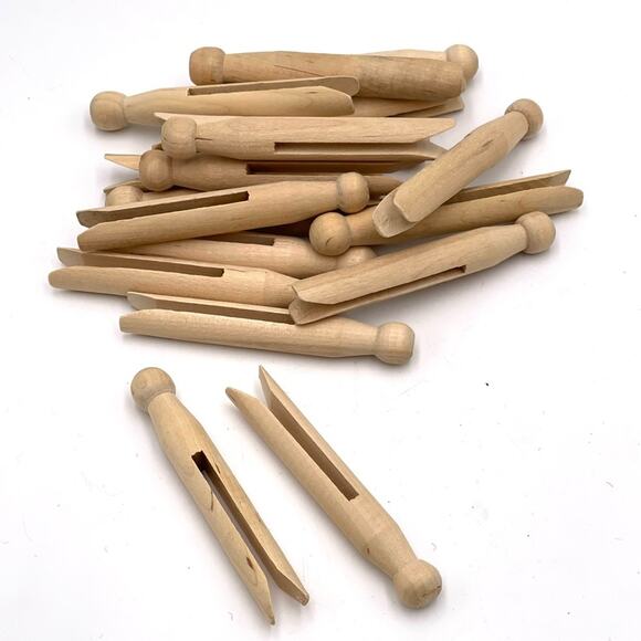 HOME DECOR & art project wooden vintage clothespins (18) - Picture 1 of 4